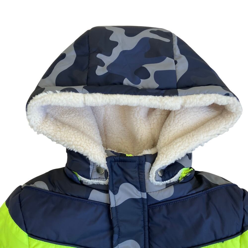 Egg New York Nwt Sz 2t Toddlers Winter Puffer Jacket Sherpa Lined Hooded Camo — image 2 of 8